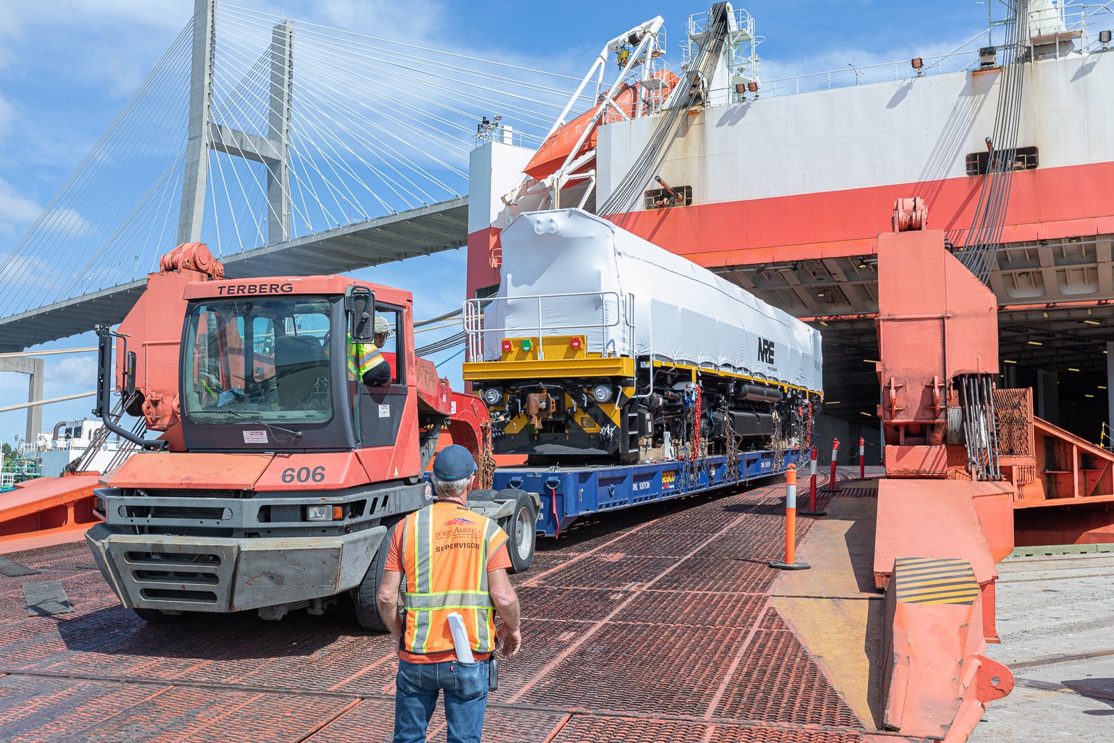 Баннер TENZOPRO с промышленным объектом